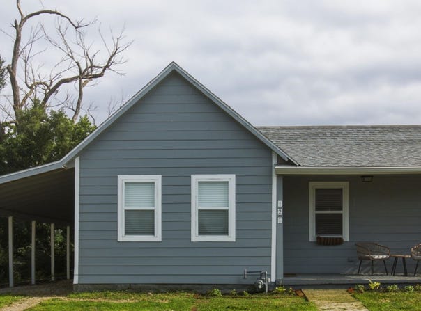 121 SE 5th, Newton, KS 67114