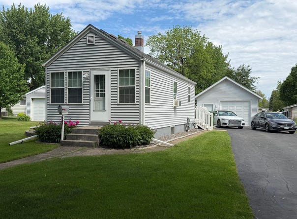 231 10th Avenue, Worthington, MN 56187