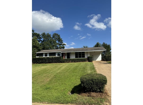 1205 Frances Square, Tupelo, MS 38804