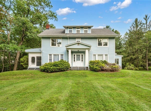178 Gilbert Drive, Bedford, OH 44146