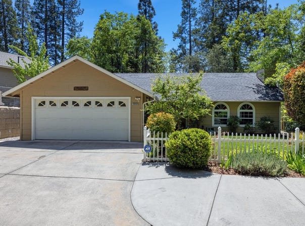39398 Robin, Bass Lake, CA 93604