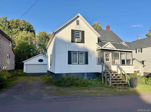 26810 12th Street, Hubbell, MI 49934