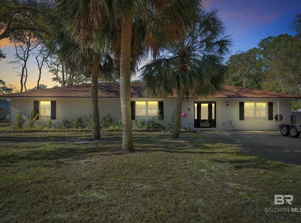 7789 Bayshore Drive, Elberta, AL 36530