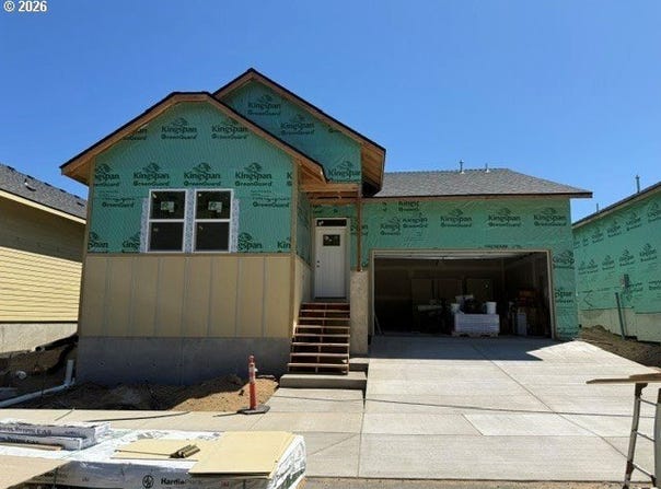 1040 Graham St, CoosBay, OR 97420