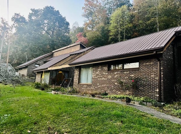 256 Cherry Hill Lane, Hager Hill, KY 41222