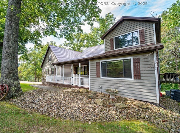 439 Spanoaks Drive, Milton, WV 25541