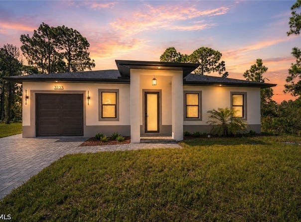3123 69th Street W, Lehigh Acres, FL 33971