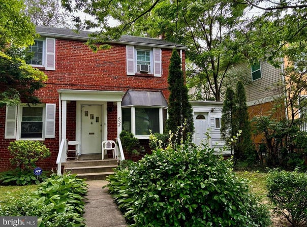 8028 EASTERN AVE NW, WASHINGTON, DC 20012