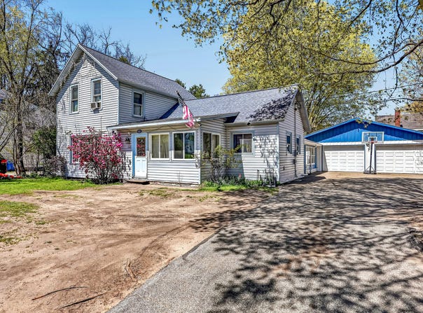 140 W Main Street, Hart, MI 49420