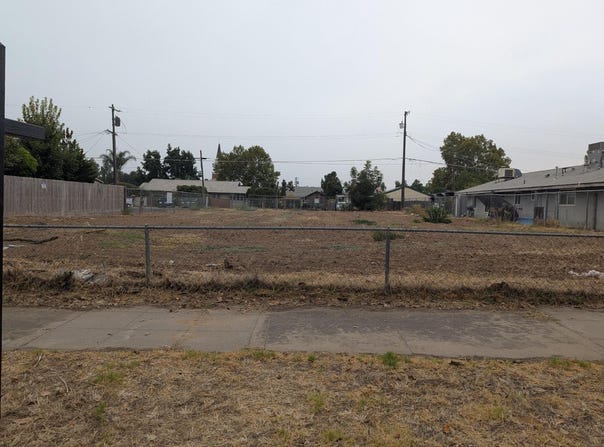 521 O Street, Sanger, CA 93657