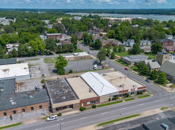 703 Jefferson Street, Paducah, KY 42001
