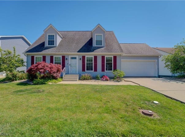 6008 Conneaut Light Drive, Vermilion, OH 44089
