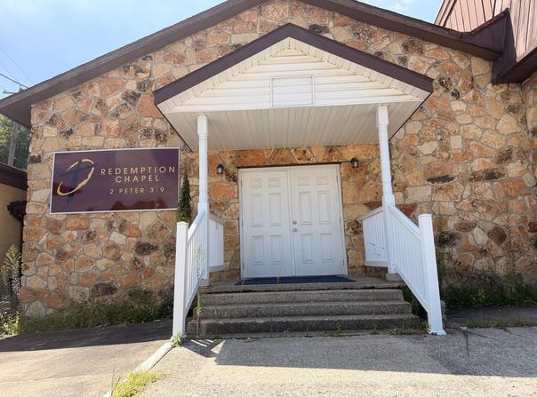 986 Broadway St, Paintsville, KY 41240