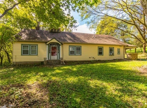 449 Pinhook Road, West Harrison, IN 47060