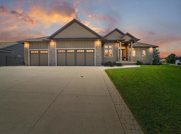 402 Eagle Court, Shellsburg, IA 52332