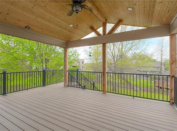 1004 Aspen Drive, Liberty, MO 64068