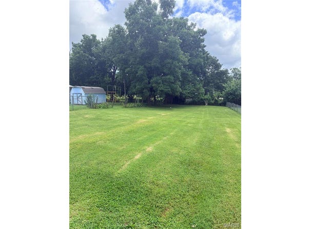 104 N Pershing Avenue, Salem, MO 65560