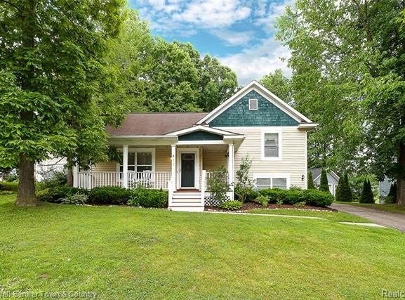 411 Springwell Lane, Genoa Twp, MI 48843