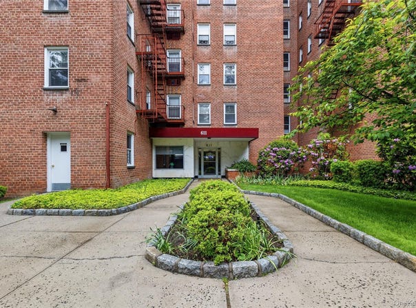611 Palmer Road, Yonkers, NY 10701