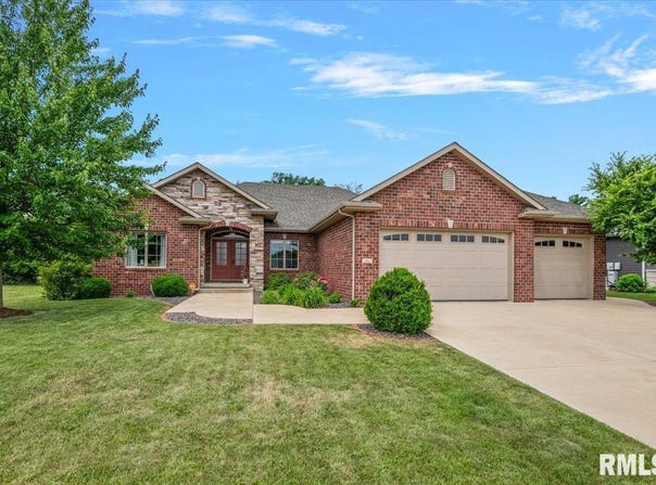 2009 Old Ironbridge Drive, Chatham, IL 62629