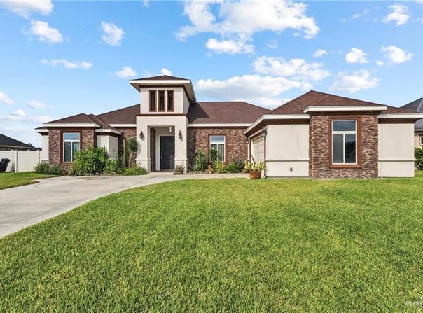2106 Thacker Lane, Harlingen, TX 78552