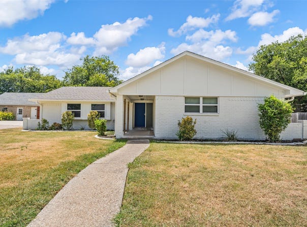 229 Crockett Lane, Hewitt, TX 76643