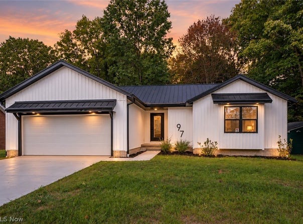 97 Nottingham Street, Tallmadge, OH 44278