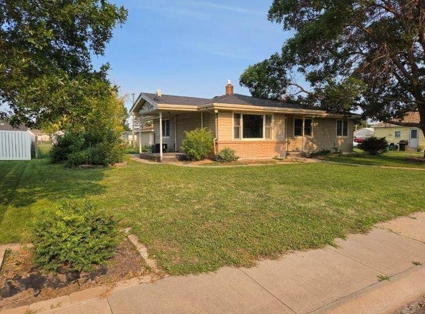 807 Hancock Ave., Grant, NE 69140
