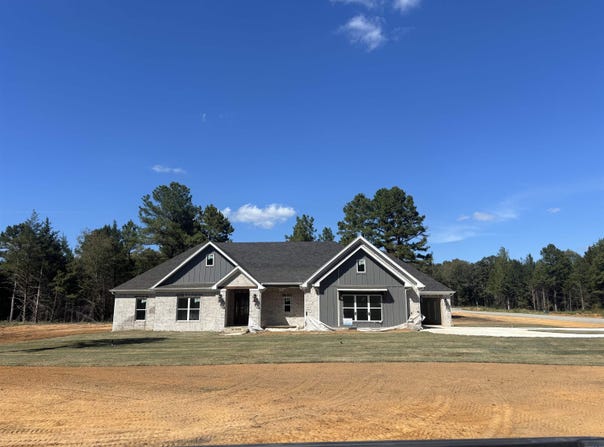 1 Silver Fox Cove, Greenbrier, AR 72058