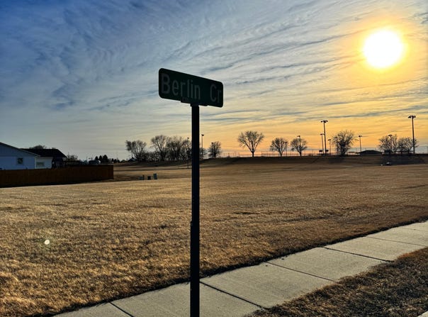 414 Berlin Circle, Marshall, MN 56258