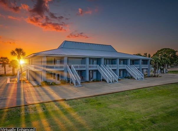 19 Mashes Sands Rd, Panacea, FL 32346