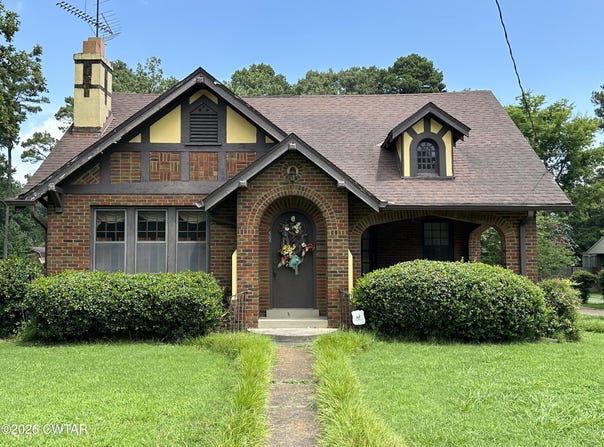 606 W Tigrett Street, Halls, TN 38040