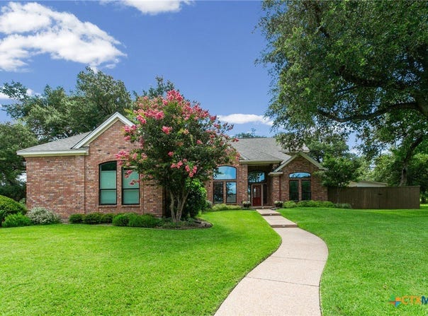117 Twelve Oaks Drive, Temple, TX 76504