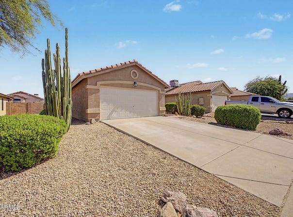 1078 E PIMA Avenue, Apache Junction, AZ 85119