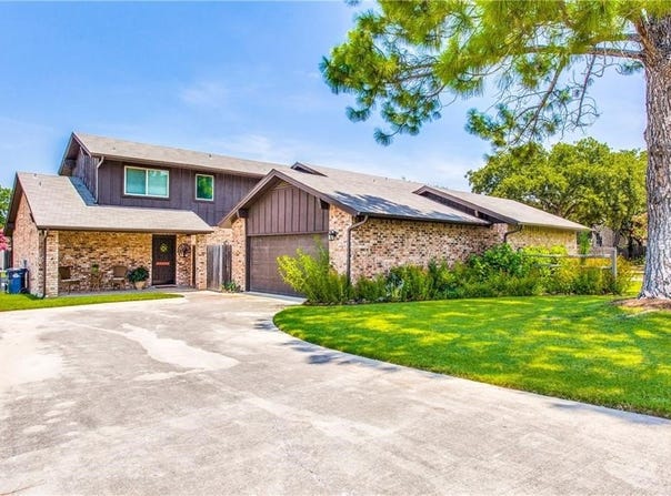 1726-1728 Stonegate Drive, Denton, TX 76205