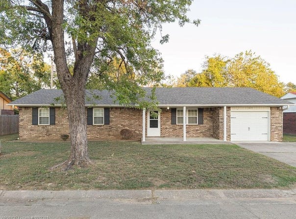 103 Granny ST, Roland, OK 74954