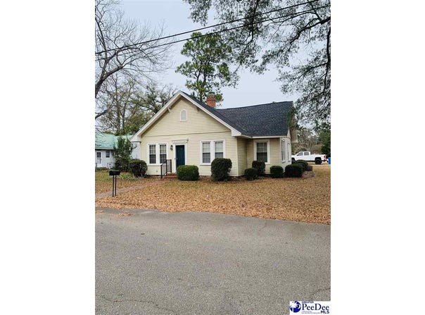 111 S Spain, Darlington, SC 29532