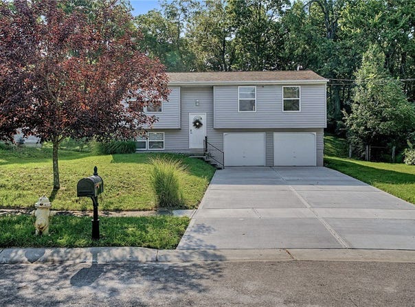 2933 Greenbrook Lane, Cincinnati, OH 45251