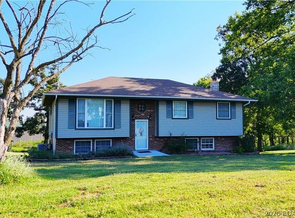 40364 Highway CC, California, MO 65018