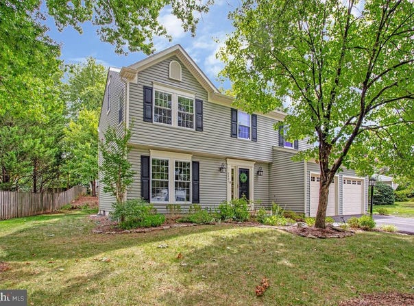 8401 TRIPLE CROWN RD, BOWIE, MD 20715