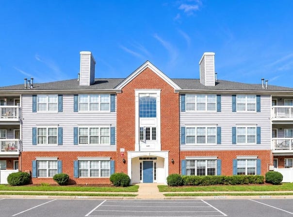 645 CONSTELLATION Square SE, LEESBURG, VA 20175