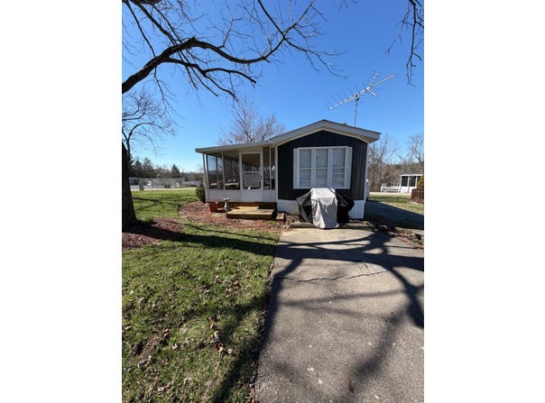 2288 W Old 101 Road, Liberty, IN 47353