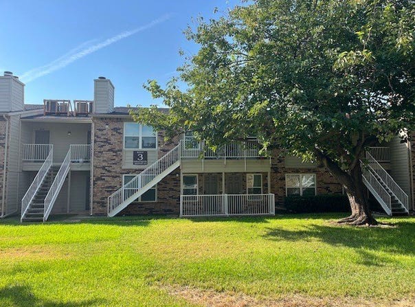 2200 E Trinity Mills Road, Carrollton, TX 75006