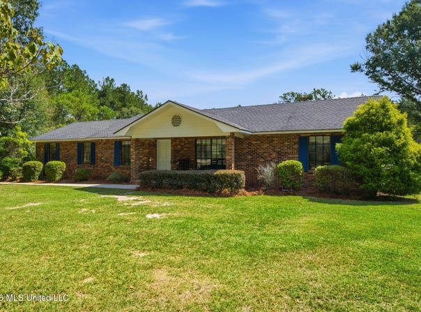 906 Williamsburg Road, Columbia, MS 39429