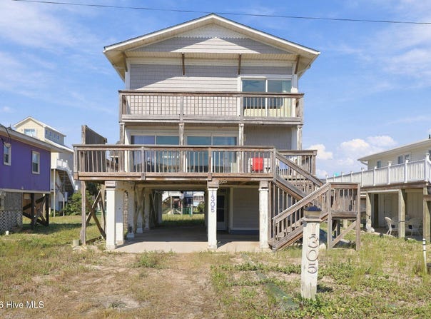 1305 N Shore Drive, Surf City, NC 28445