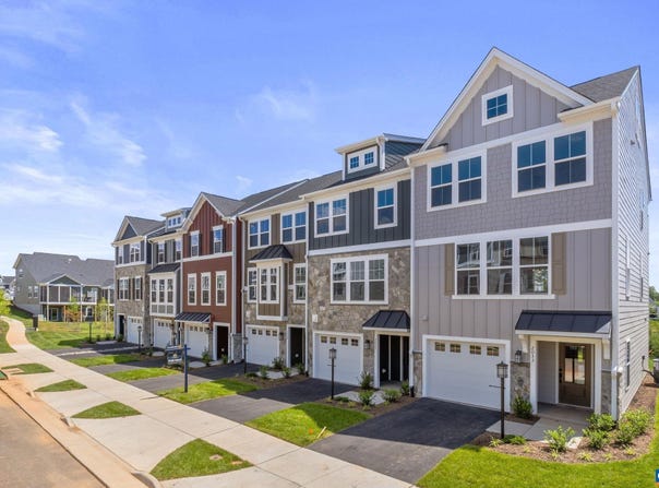 288 GIBRALTAR DR, WAYNESBORO, VA 22980
