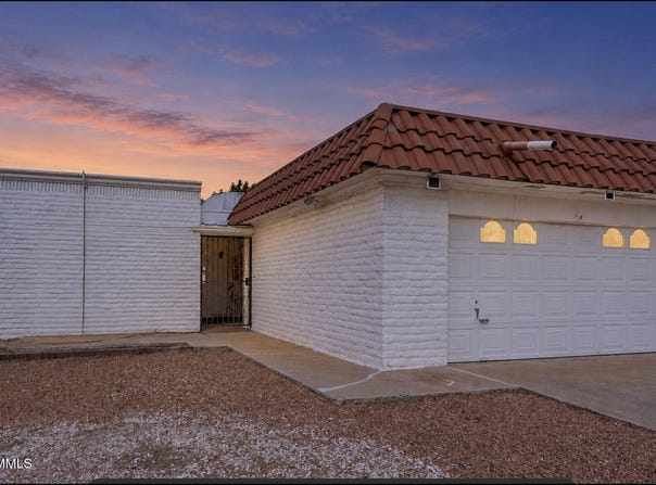 2925 Valle Vista, Las Cruces, NM 88011