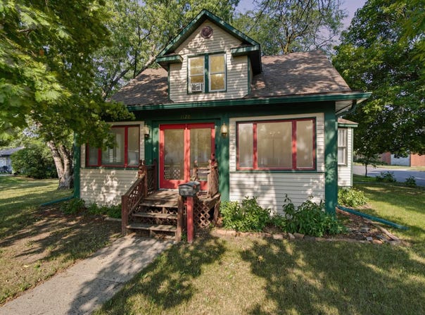 1120 S Duff St, Mitchell, SD 57301