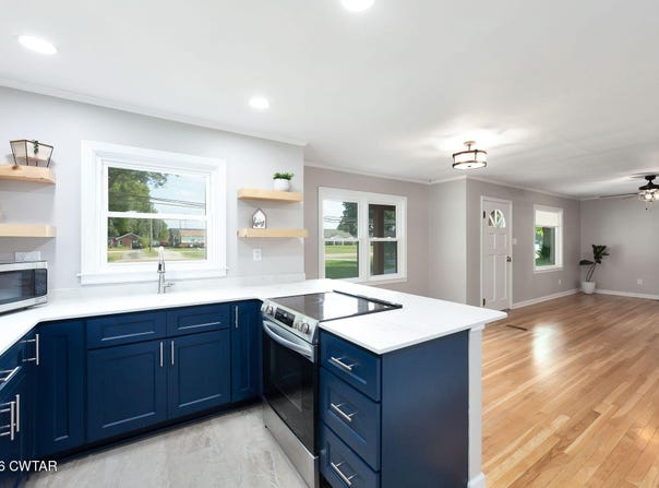 385 Bolivar Highway, Jackson, TN 38301