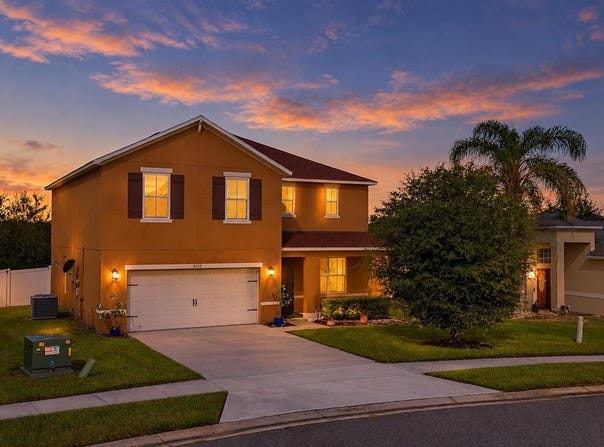 2150 ROCKMART Loop, TAVARES, FL 32778